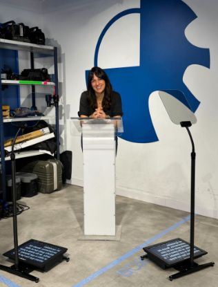 Imagen de TELEPROMPTER de conferencia