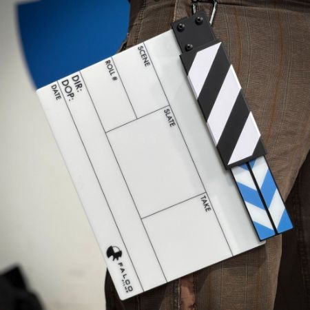 Imagen para la categoría CLAQUETAS Y ACC.